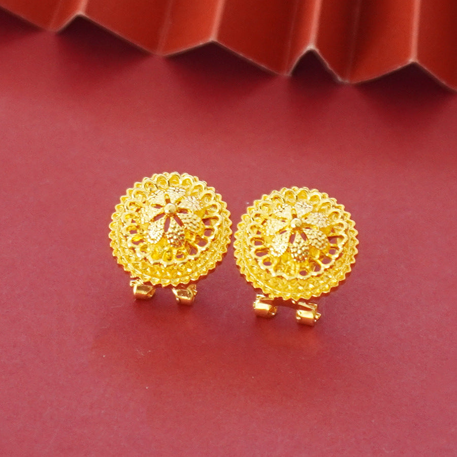 Gold Earrings and Necklace Set